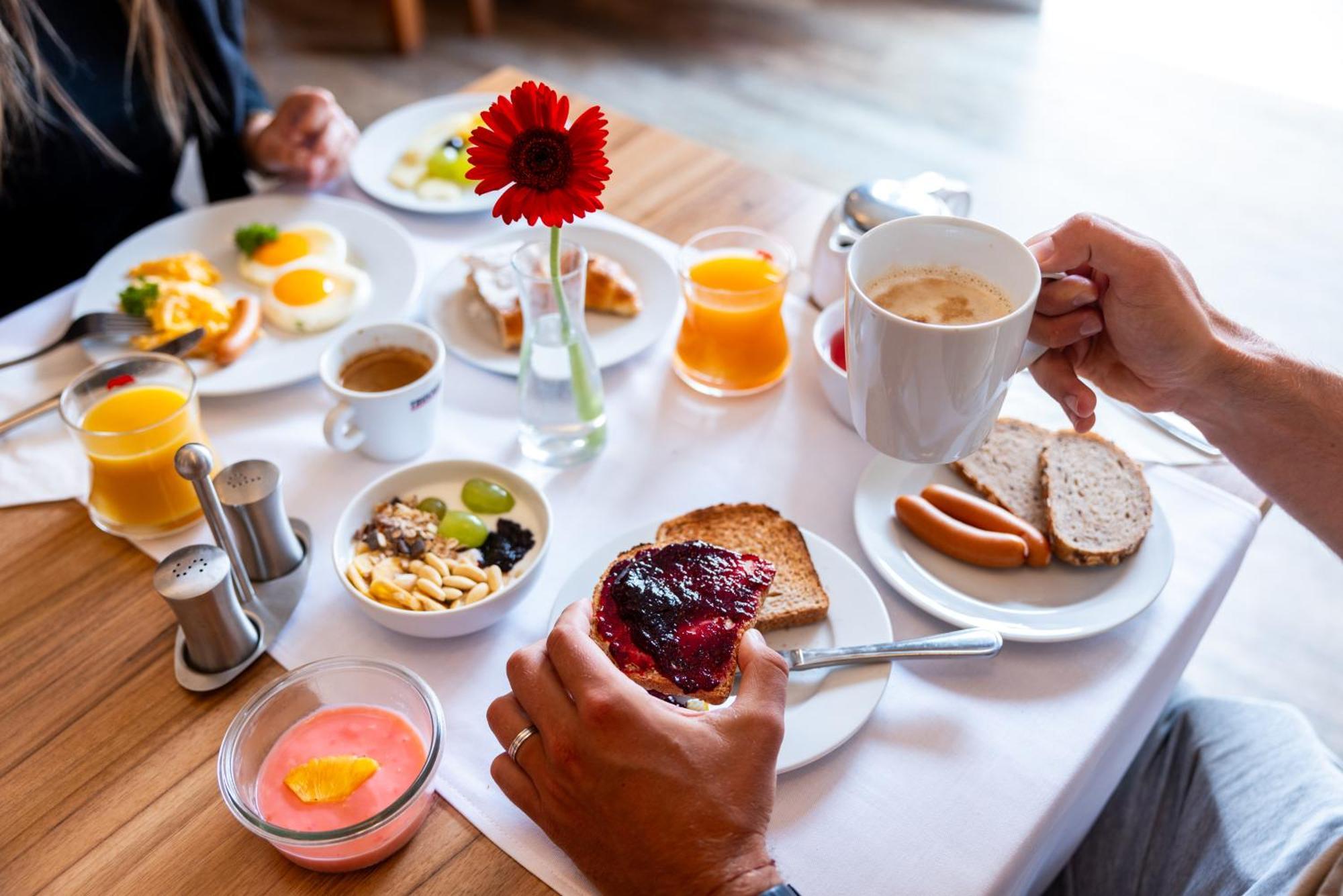 Pytloun Wellness Hotel Hasistejn Misto Luaran gambar