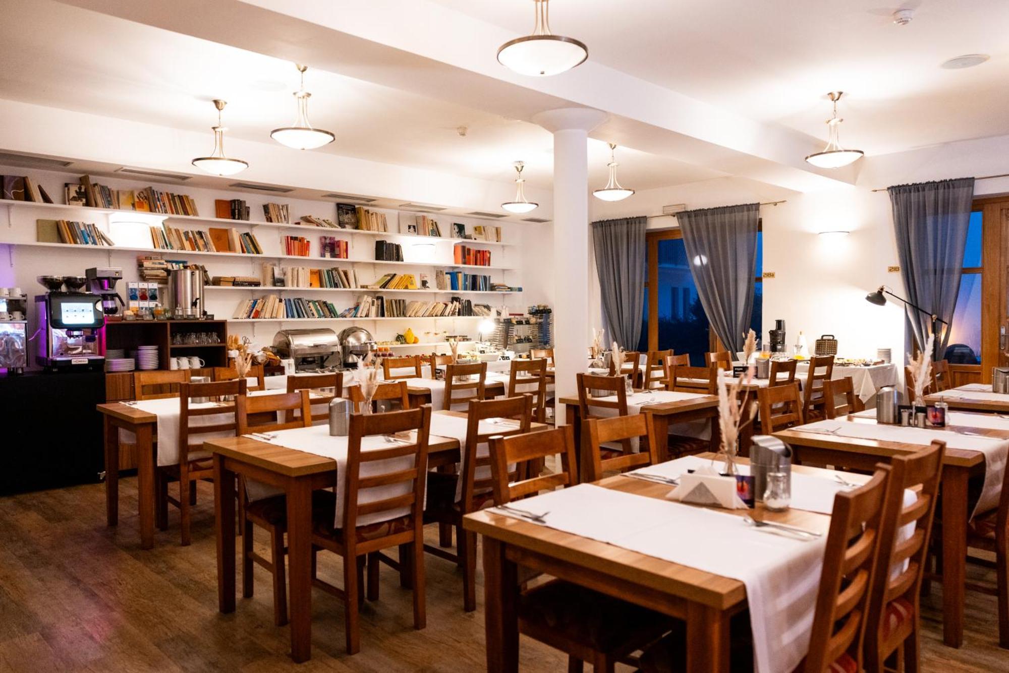 Pytloun Wellness Hotel Hasistejn Misto Luaran gambar
