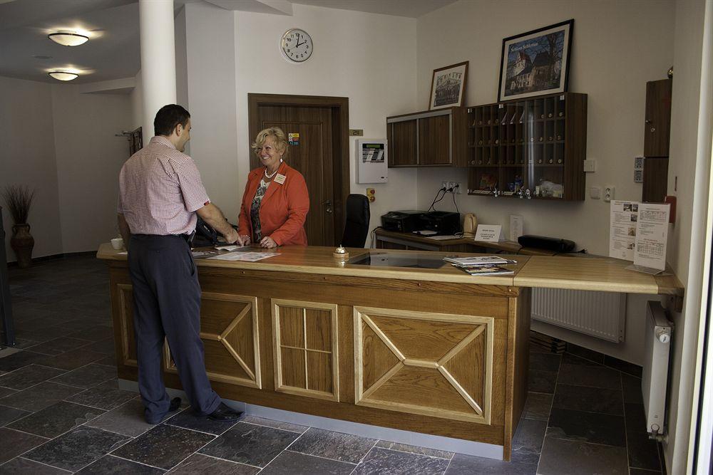 Pytloun Wellness Hotel Hasistejn Misto Luaran gambar