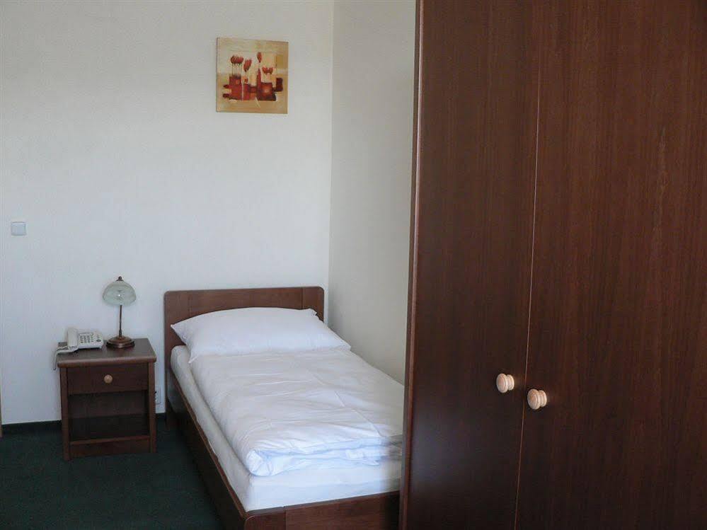 Pytloun Wellness Hotel Hasistejn Misto Luaran gambar