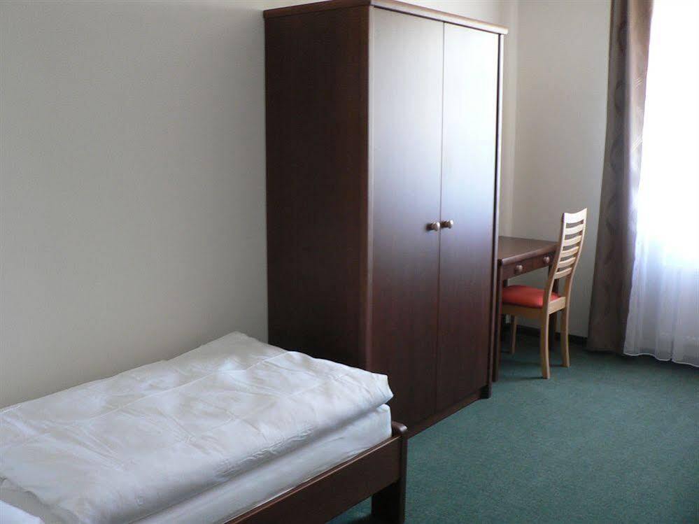 Pytloun Wellness Hotel Hasistejn Misto Luaran gambar
